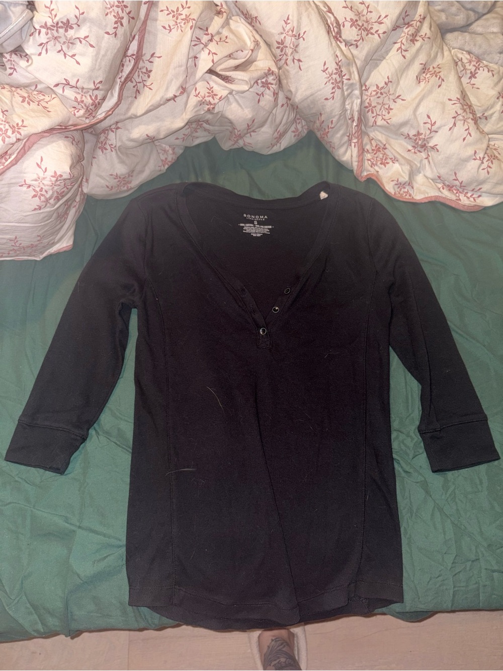 Women’s Black Henley Long-Sleeve Tee
